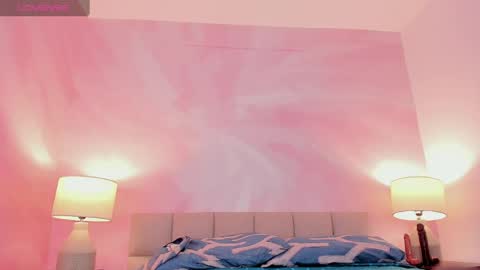 zoeblanc online show from March 2026 11:32:01 AM