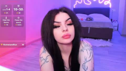 zoedrift online show from April 2026 07:10:01 PM