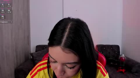  zoee jackson online show from March 2026 06:02:02 PM