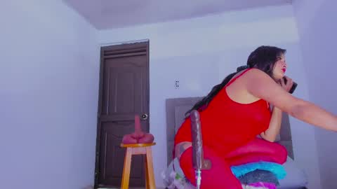 Yesenia online show from March 2026 05:57:02 PM