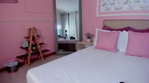 Zoes online show from March 2025 11:10:02 AM