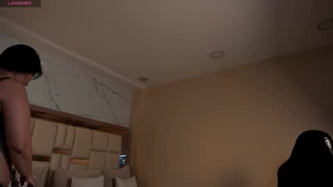 Zoes online show from February 2026 11:28:01 AM