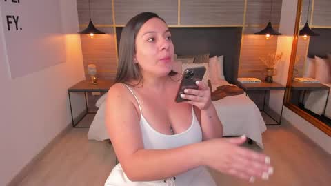 ZOE online show from March 2026 03:23:01 PM