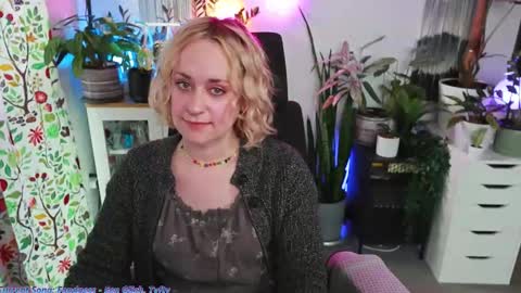 Zoey Ryan online show from February 2026 07:22:01 PM