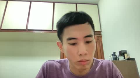 Snapshot of zseszsesz chatting on December 2024 07:35:02 AM Z online show from December 2024 07:35:02 AM