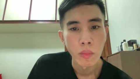 Snapshot of zseszsesz chatting on December 2024 03:17:02 PM Z online show from December 2024 03:17:02 PM