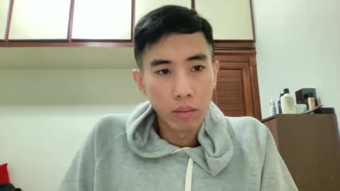 Snapshot of zseszsesz chatting on December 2024 02:54:01 AM Z online show from December 2024 02:54:01 AM