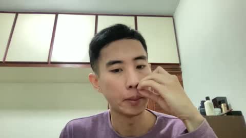 Snapshot of zseszsesz chatting on January 2025 03:56:01 AM Z online show from January 2025 03:56:01 AM