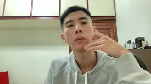 Snapshot of zseszsesz chatting on January 2025 03:07:01 PM Z online show from January 2025 03:07:01 PM