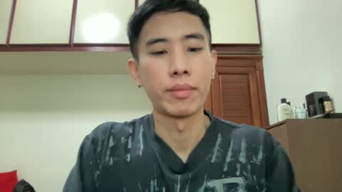 Snapshot of zseszsesz chatting on February 2025 02:47:02 AM Z online show from February 2025 02:47:02 AM