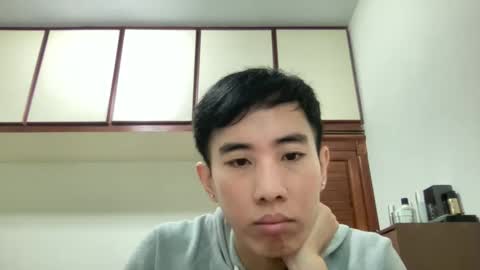 Snapshot of zseszsesz chatting on February 2025 03:23:02 AM Z online show from February 2025 03:23:02 AM