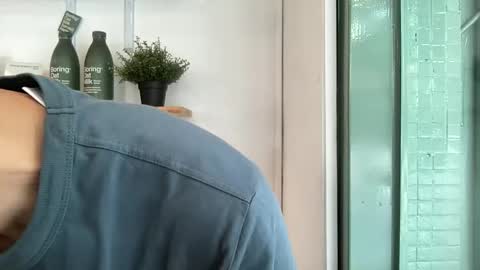 Snapshot of zseszsesz chatting on March 2026 03:19:01 AM Z online show from March 2026 03:19:01 AM