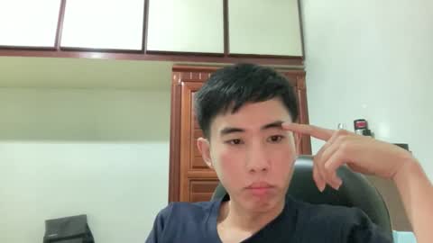 Snapshot of zseszsesz chatting on April 2026 02:14:01 PM Z online show from April 2026 02:14:01 PM