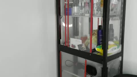 zulemapiel online show from April 2026 01:49:02 AM