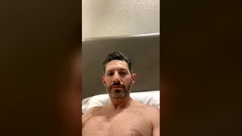 Snapshot of zulloking chatting on March 2026 05:29:02 AM zulloking online show from March 2026 05:29:02 AM