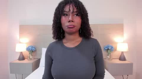 Zuri Smith online show from June 2026 11:30:02 AM