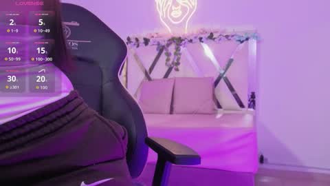 ZURY   online show from March 2026 11:37:02 AM