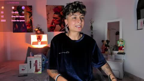 Zury Ramirez online show from November 2025 09:36:02 PM