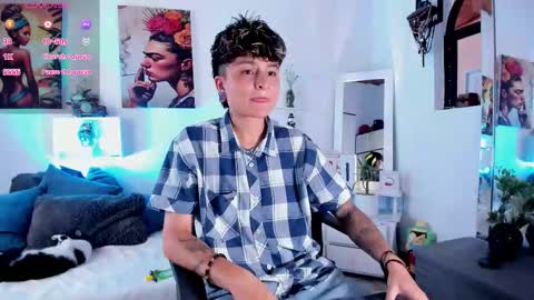 Zury Ramirez online show from December 2025 08:13:02 PM