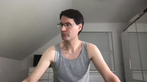 Snapshot of zzz123_cam chatting on December 2024 04:29:02 PM zzz123_cam online show from December 2024 04:29:02 PM