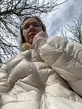 angelmommu online show from March 2026 11:32:01 AM