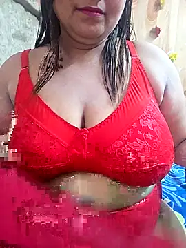 MOM-SUN-COUPLE online show from April 2026 08:12:01 AM