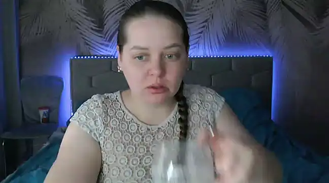 uliastar online show from March 2025 06:17:02 AM