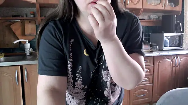 uliastar online show from March 2026 08:08:02 AM