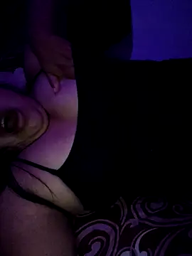 Snapshot of FerLu8 chatting on March 2026 05:23:01 AM FerLu8 online show from March 2026 05:23:01 AM