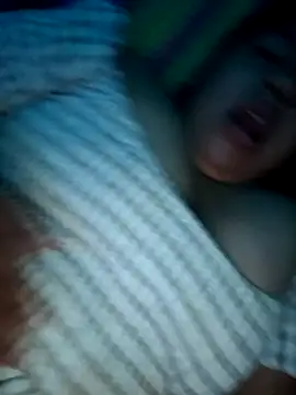 Snapshot of FerLu8 chatting on April 2026 04:12:01 AM FerLu8 online show from April 2026 04:12:01 AM