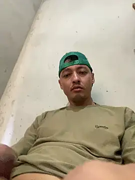 alexsandropllt online show from May 2026 03:19:01 PM