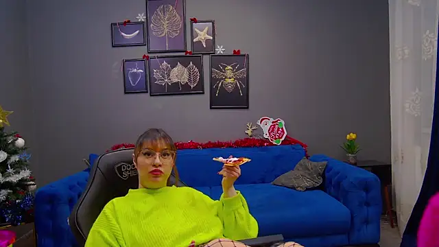 Snapshot of Katewalker_ chatting on December 2024 09:15:01 PM Katewalker online show from December 2024 09:15:01 PM