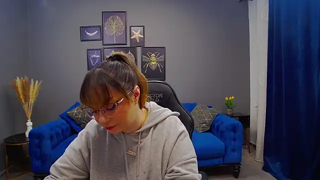 Snapshot of Katewalker_ chatting on January 2025 06:09:02 PM Katewalker online show from January 2025 06:09:02 PM