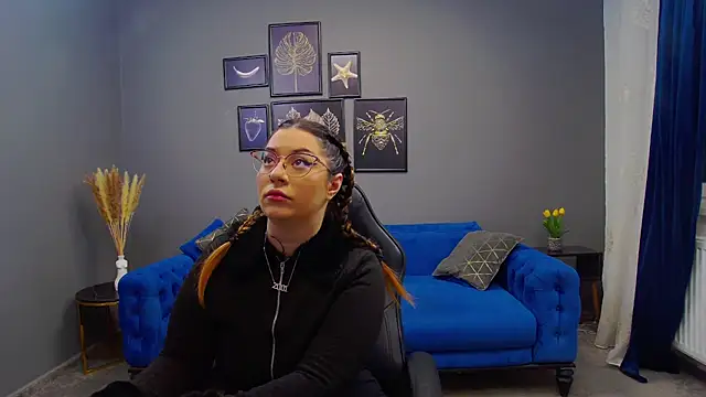 Snapshot of Katewalker_ chatting on January 2025 06:04:02 PM Katewalker online show from January 2025 06:04:02 PM