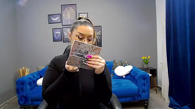 Snapshot of Katewalker_ chatting on February 2025 06:13:01 PM Katewalker online show from February 2025 06:13:01 PM