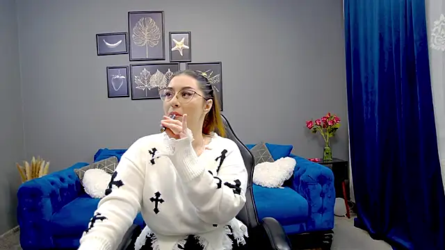 Snapshot of Katewalker_ chatting on March 2025 06:08:02 PM Katewalker online show from March 2025 06:08:02 PM