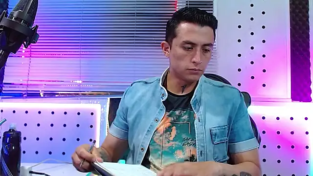 Darko0717 online show from April 2026 04:26:01 PM