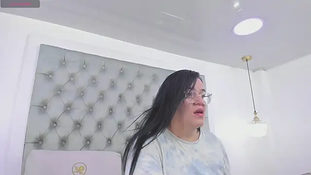 anette cooper online show from April 2026 02:34:01 AM