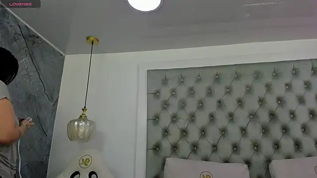 anette cooper online show from June 2026 03:55:01 AM