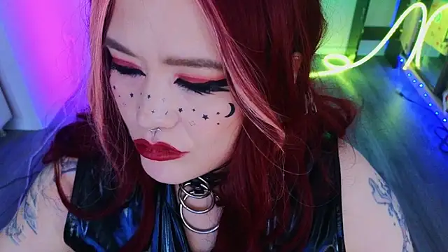 Snapshot of wickedxqueen chatting on June 2026 09:00:01 AM wickedxqueen online show from June 2026 09:00:01 AM