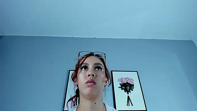 Estrella Duran online show from April 2026 07:58:02 PM