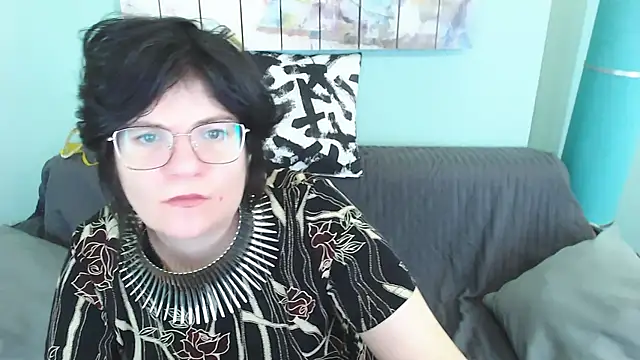 EverlyRays online show from March 2025 07:14:02 AM