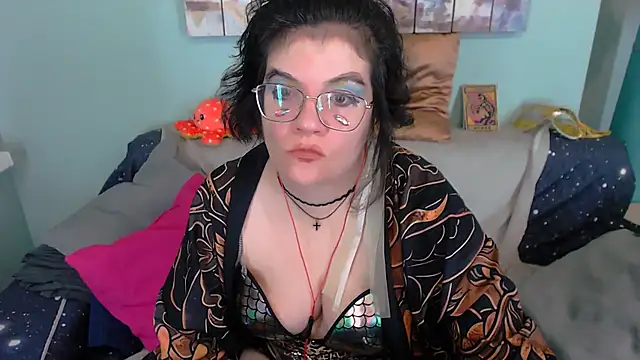 EverlyRays online show from November 2025 02:06:01 PM