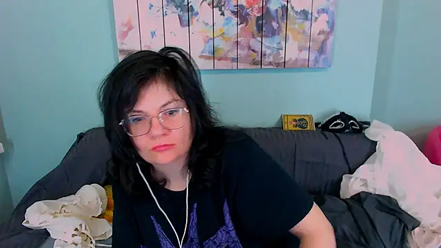 EverlyRays online show from March 2026 10:10:02 AM