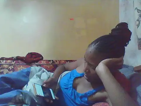 Snapshot of Smillie_prety chatting on June 2026 03:48:02 AM Smillie prety online show from June 2026 03:48:02 AM