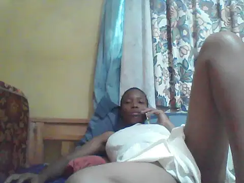 Snapshot of Smillie_prety chatting on July 2026 01:39:02 PM Smillie prety online show from July 2026 01:39:02 PM