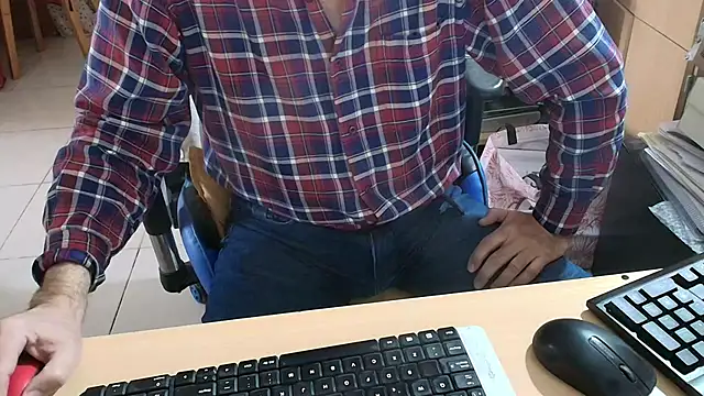angelgarcia269 online show from July 2026 12:14:02 PM