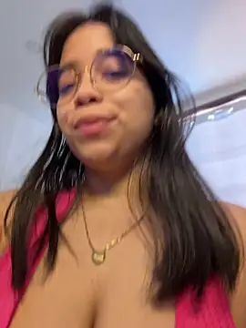 tati reyess online show from July 2026 11:51:02 AM
