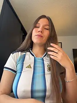 AmelieLaurent  online show from July 2026 03:25:01 PM
