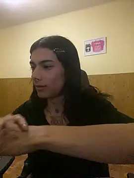 calliemaggotbone online show from April 2026 08:58:01 AM